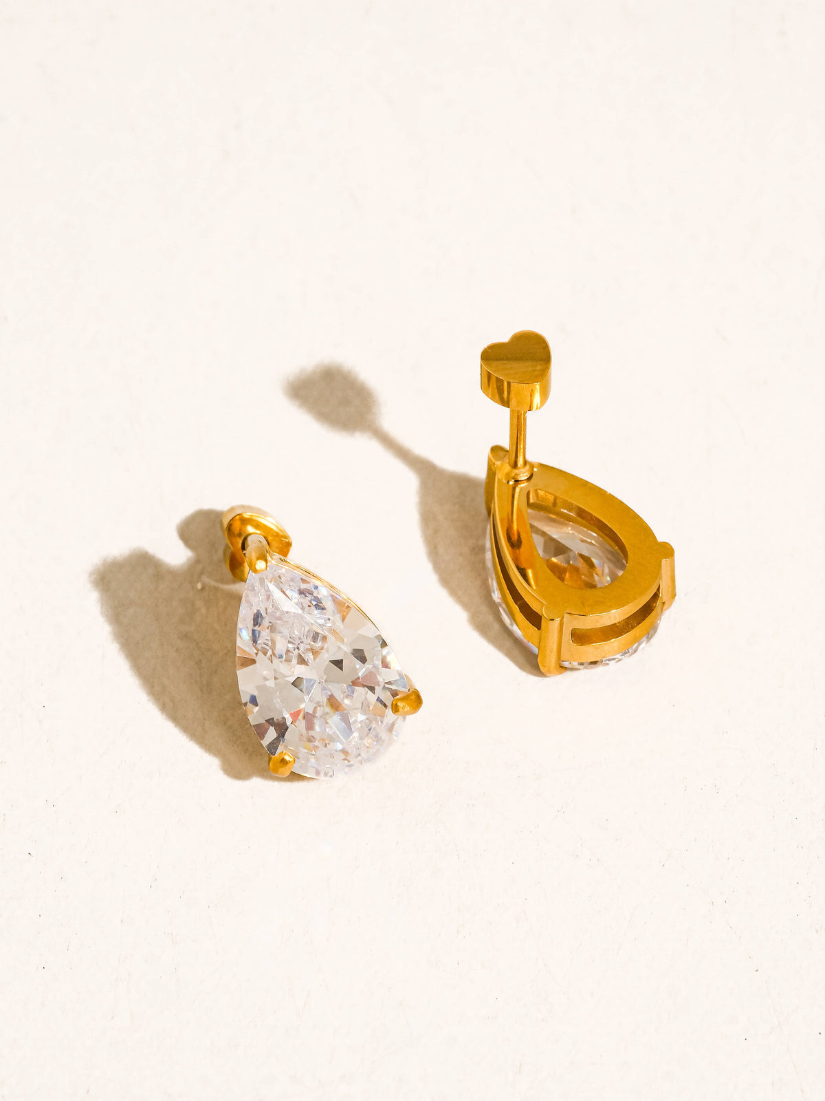 Avenn Teardrop Earrings