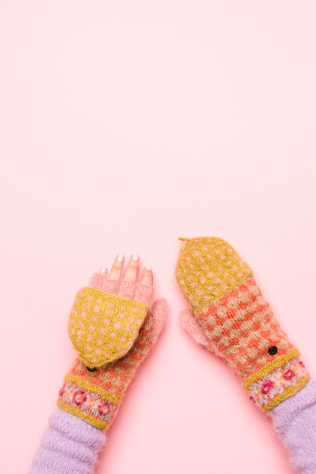 Rita Convertible Mittens: Peach