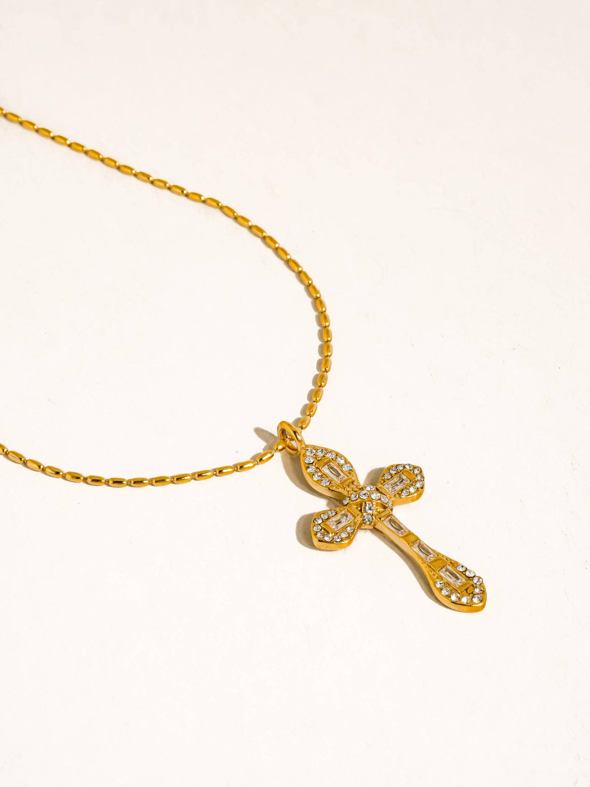 Axelle Necklace