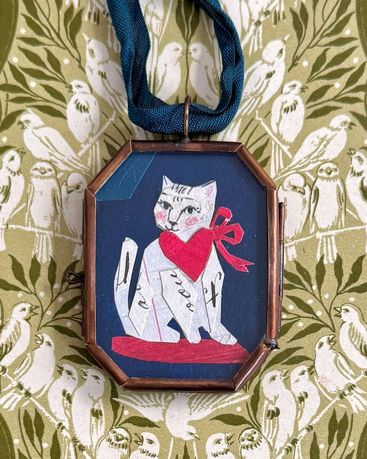 Maris Mirum Kitty Love art locket by Brandie Stonge