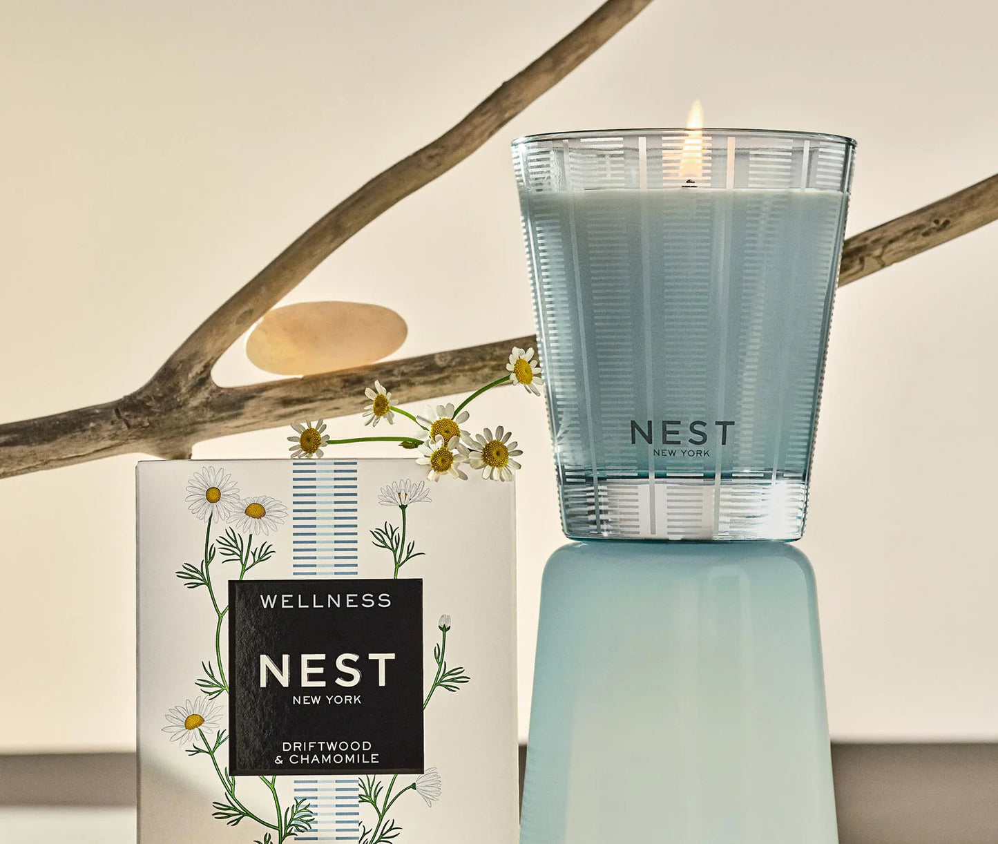 Nest Driftwood & Chamomile Classic Candle