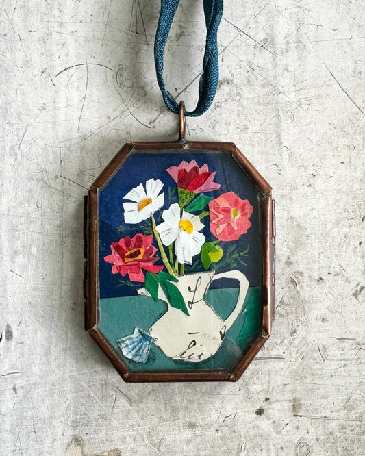 Maris Mirum Zinnia & Shell art locket by Brandie Stonge