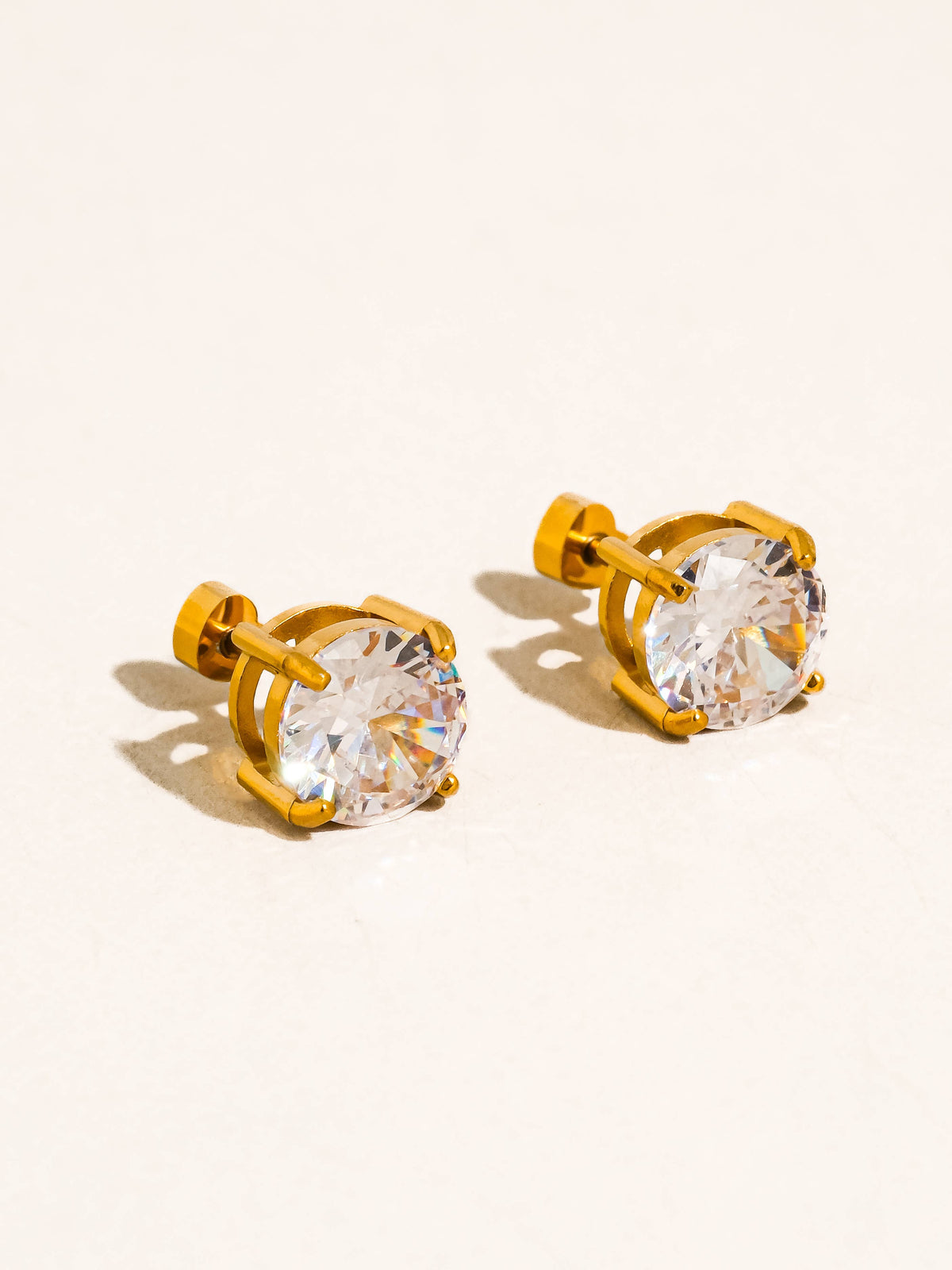 Avenn Round Earrings